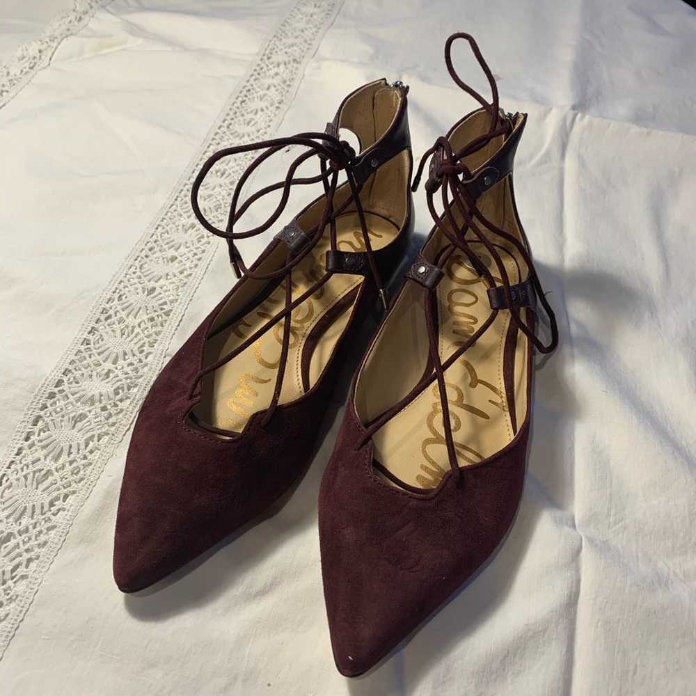 Women Shoes - Picture 1 of 4